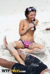 pornstar bella tiffany scorching at the seashore and addition within the resort 2 167x250