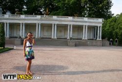 pornstar jocelyn novice couple having nice time public park 3 250x167