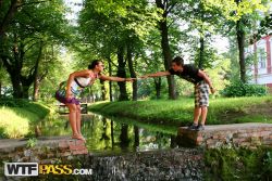 pornstar jocelyn novice couple having nice time public park 8 250x167