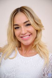 pornstar lola love little stunner 1 167x250