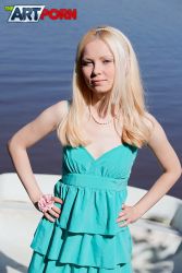 pornstar mirta blonde style presentations her stunning frame glamour pics 167x250