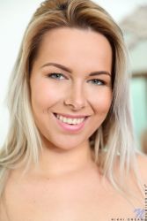 pornstar nikki dream in deep 167x250