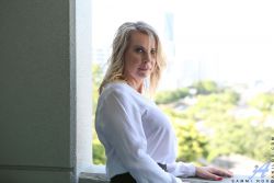 pornstar sammi rox giant titties 250x167