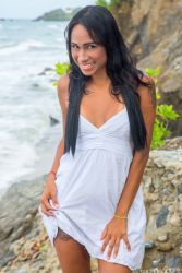 pornstar sofia suarez seashore good looks 1 167x250