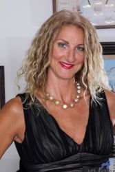 pornstar zoe marks blonde tease 167x250